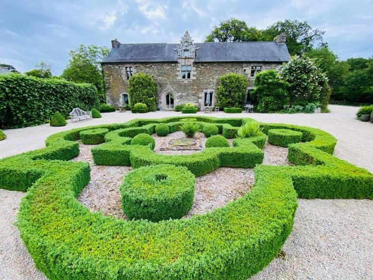 Bed and Breakfast Manoir de Kerledan à Carhaix-Plouguer Extérieur photo