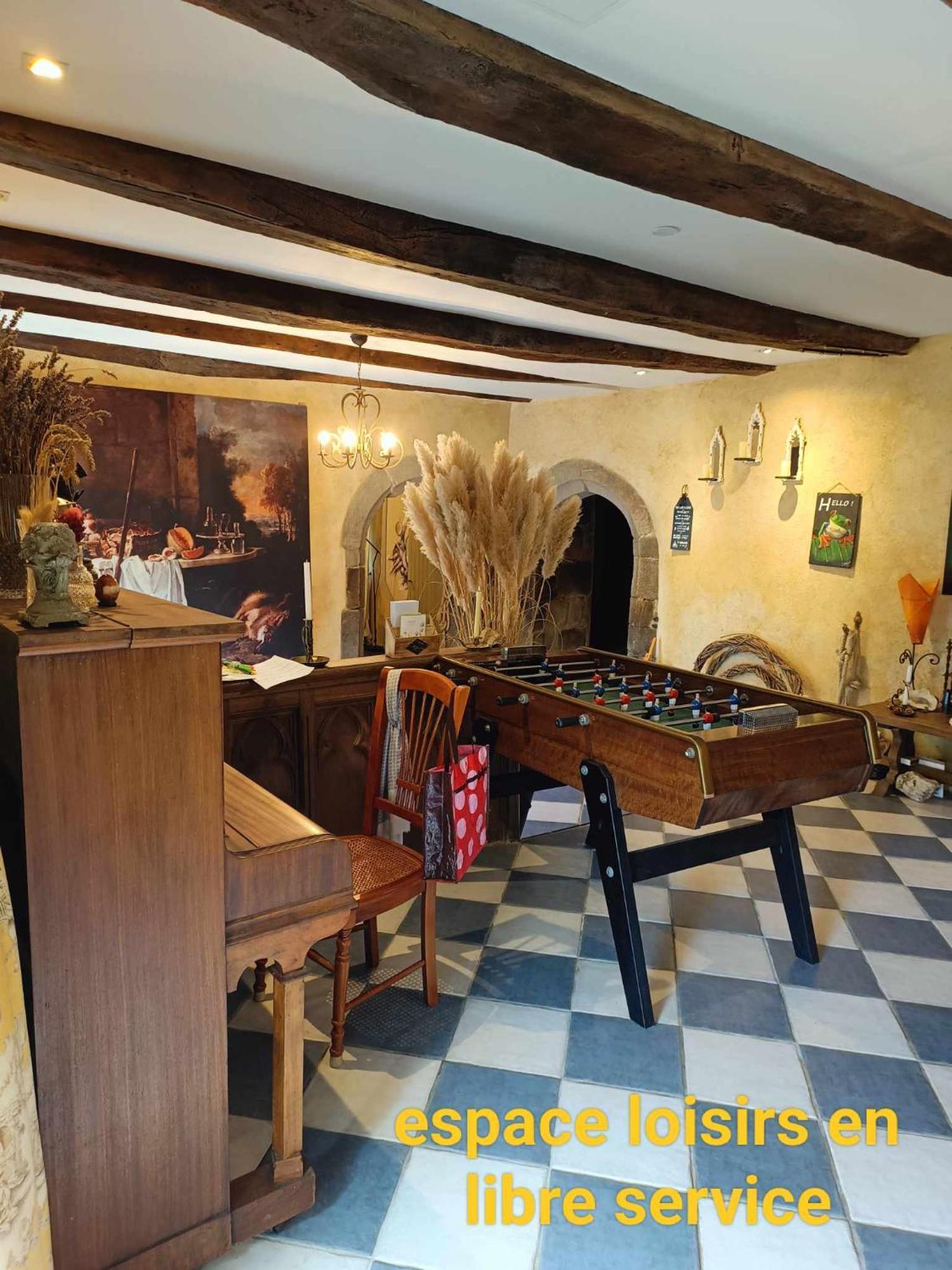 Bed and Breakfast Manoir de Kerledan à Carhaix-Plouguer Extérieur photo